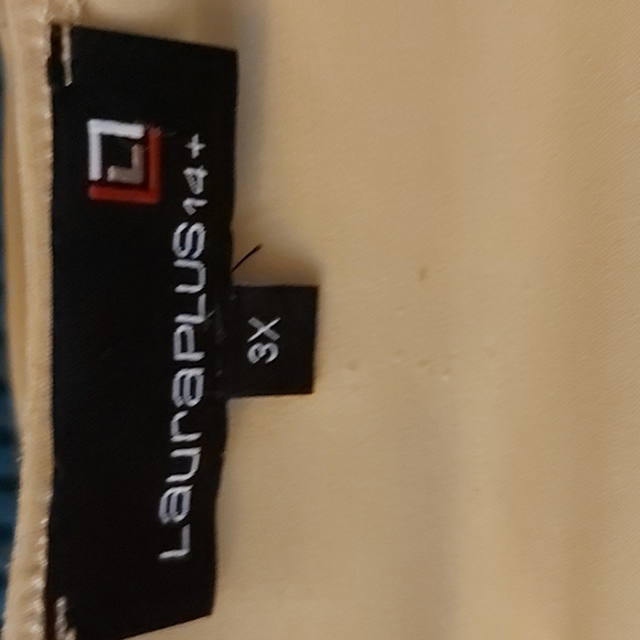 Women's Plus size tank top - Picture 3 of 4